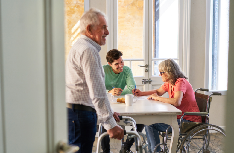 The Most Important Tips for Caring for the Elderly in Their Home